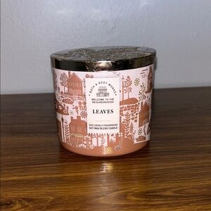 Bath & Body Works Leaves Candle